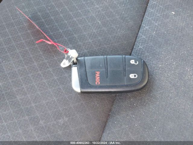 1C4RJFAG0JC129083 Jeep Grand Cherokee Laredo E 4x4