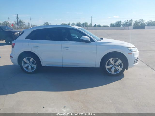 WA1ANBFY4J2094284 Audi Q5 2.0t Premium/2.0t Tech Premium