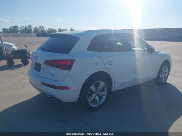 WA1ANBFY4J2094284 Audi Q5 2.0t Premium/2.0t Tech Premium