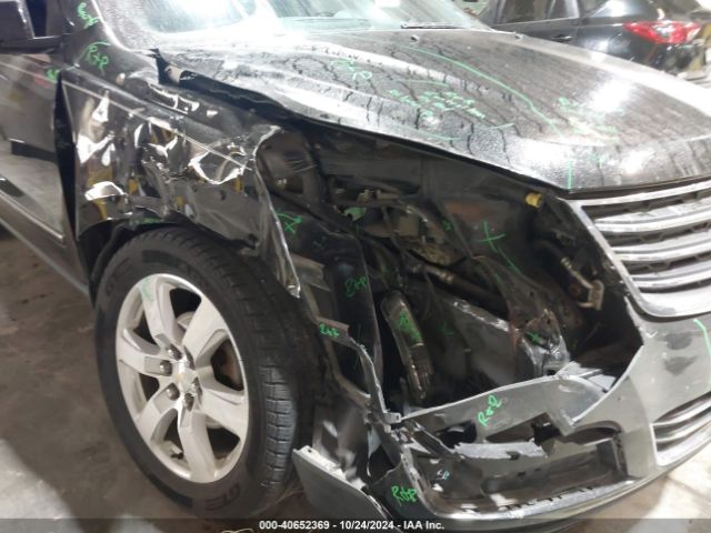 1GNKVJKD8HJ218328 Chevrolet Traverse Premier