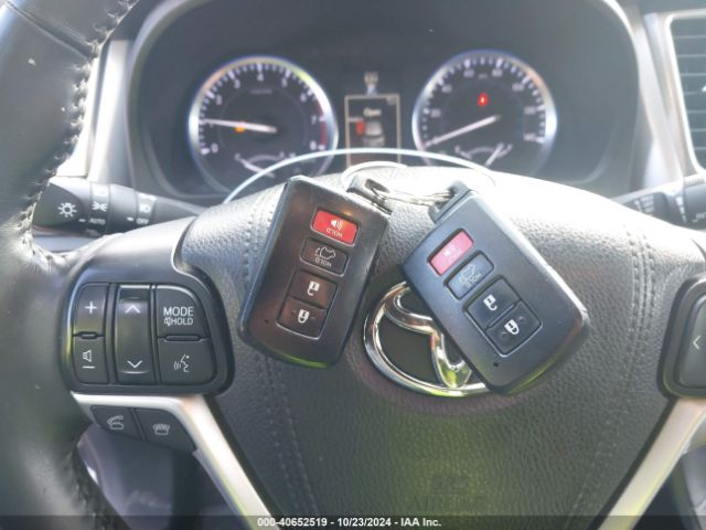 5TDJKRFHXGS236324 Toyota Highlander Xle V6