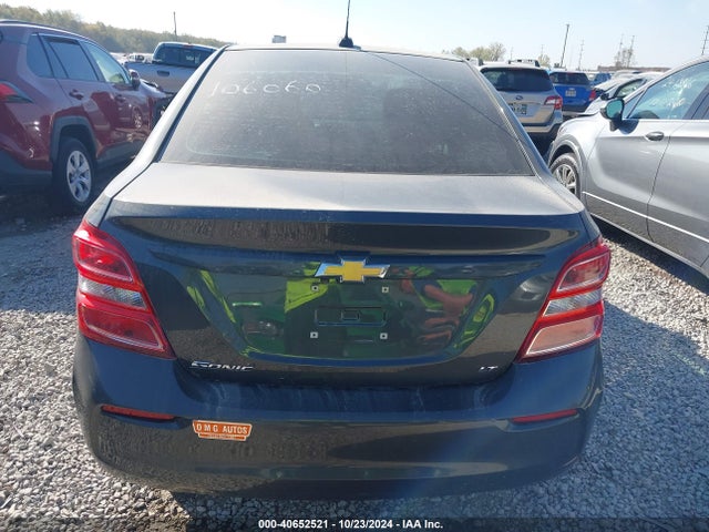 Chevrolet Sonic Lt Auto 2018 1G1JD5SH4J4106060 Image 16