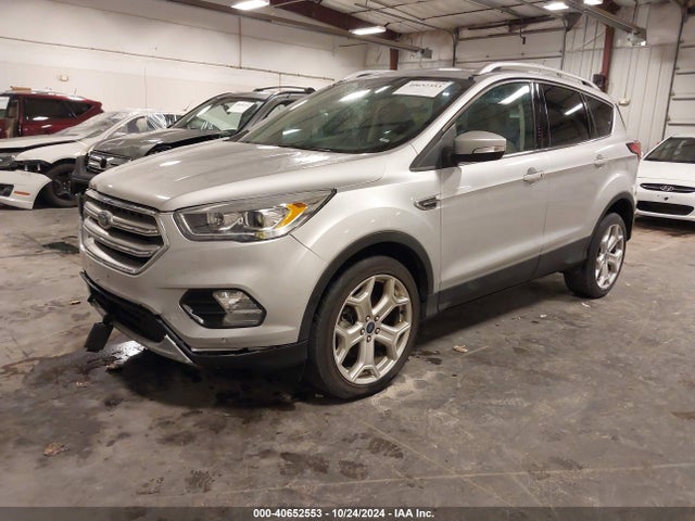 Ford Escape Titanium 2019 1FMCU9J98KUB03029 Image 2