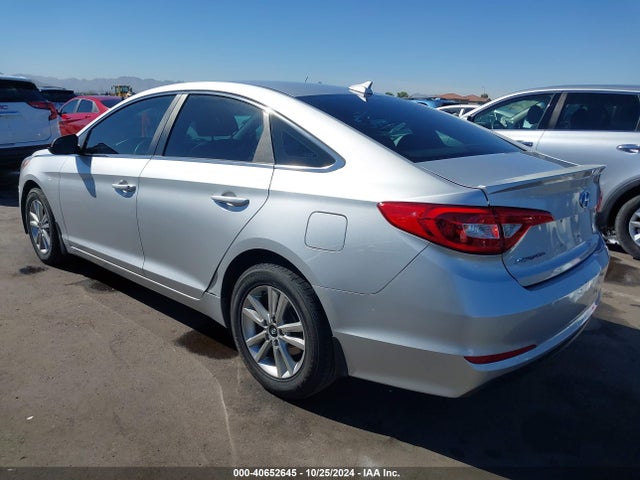 Hyundai SONATA SE 2015 5NPE24AF6FH196032 Image 3