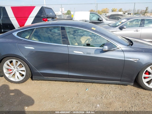 Tesla Model S 70d/85d/p85d 2015 5YJSA4H20FFP74732 Image 13