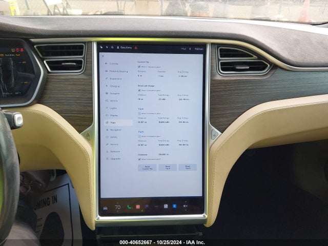 Tesla Model S 70d/85d/p85d 2015 5YJSA4H20FFP74732 Image 18