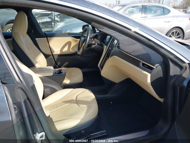 2015 TESLA MODEL S 5YJSA4H20FFP74732 Photo 4
