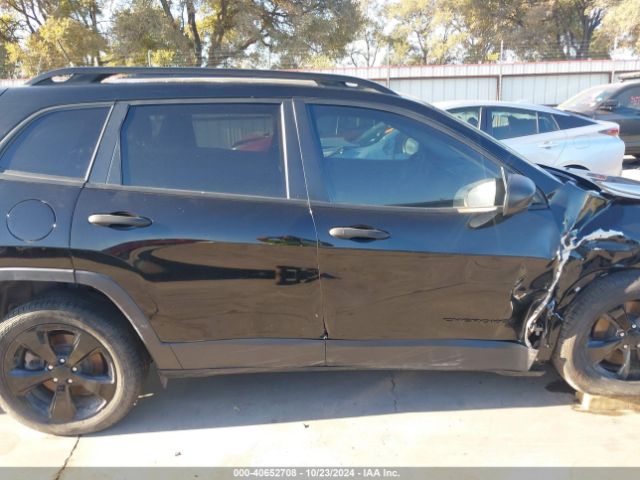 1C4PJLASXHW623423 Jeep Cherokee Altitude Fwd