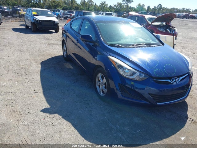 2015 5NPDH4AE7FH575235 main image