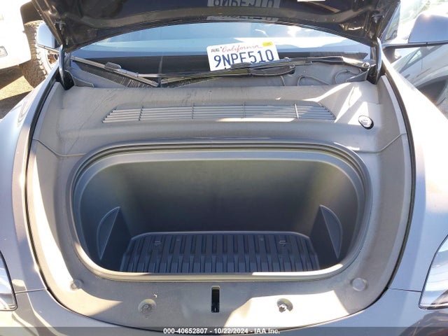 2024 TESLA MODEL Y 7SAYGDEE1RF163929 Photo 9