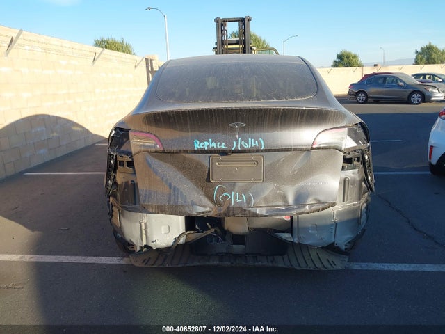 7SAYGDEE1RF163929 Tesla Model Y Long Range Dual Motor All-wheel Drive