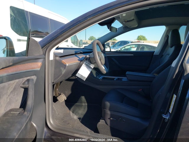 2024 TESLA MODEL Y 7SAYGDEE1RF163929 Photo 4