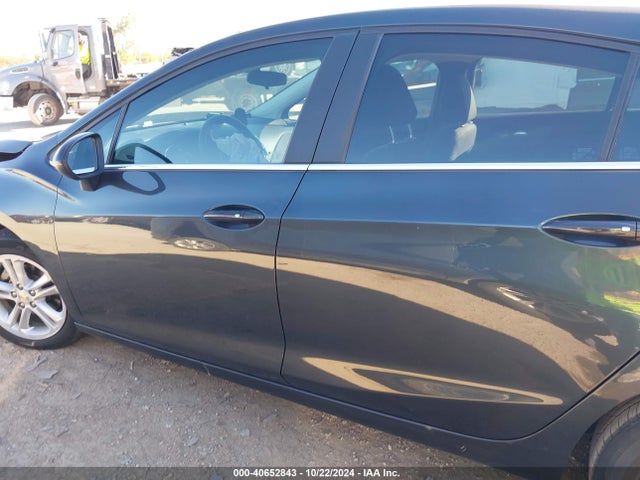 Chevrolet Cruze Lt Auto 2017 3G1BE6SM3HS556510 Image 14
