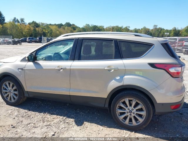 1FMCU0J93HUF01687 Ford Escape Titanium