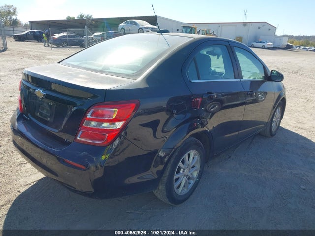 Chevrolet Sonic Lt Auto 2017 1G1JD5SH6H4102408 Image 4