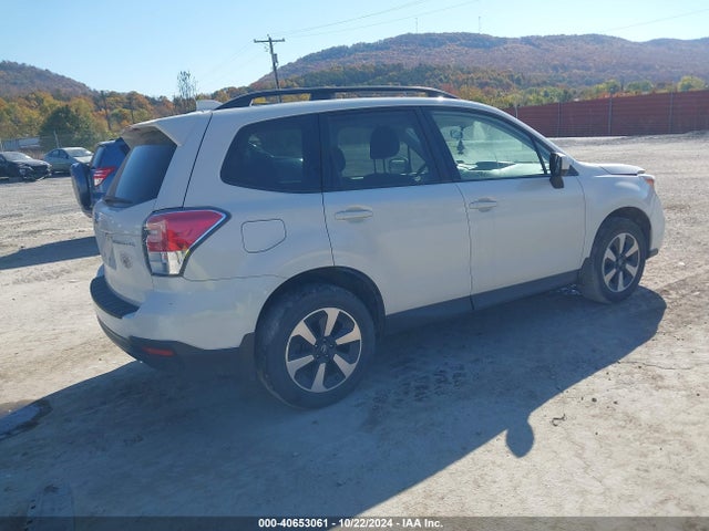 Subaru Forester 2.5i Premium 2018 JF2SJAGC7JH497984 Image 4