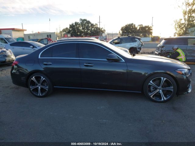 W1KAF4GBXNR055713 Mercedes-Benz C 300 Sedan