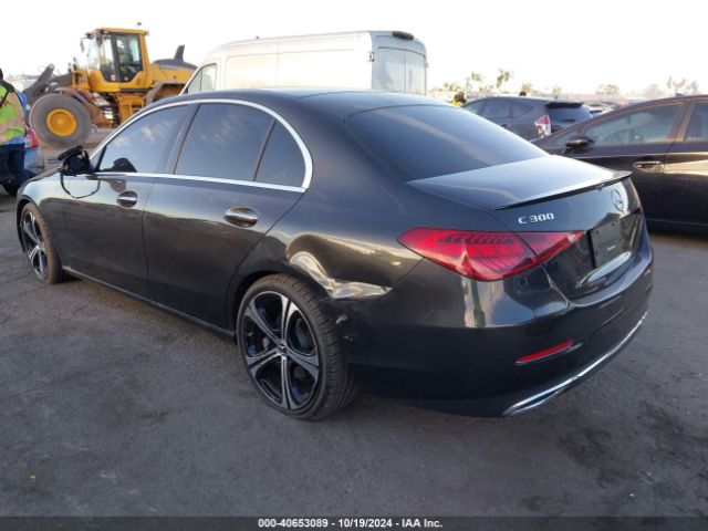 W1KAF4GBXNR055713 Mercedes-Benz C 300 Sedan