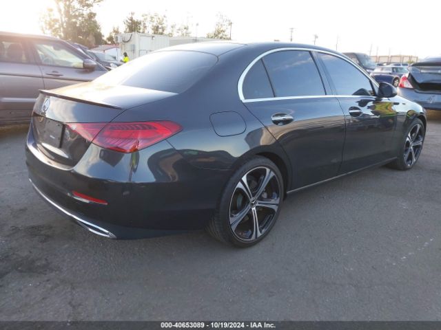W1KAF4GBXNR055713 Mercedes-Benz C 300 Sedan