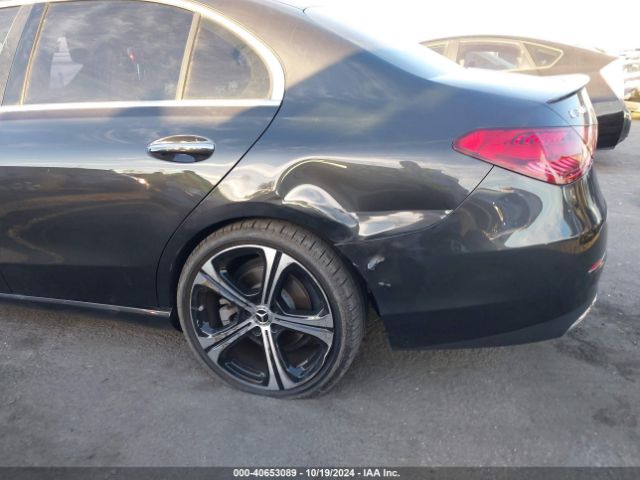 W1KAF4GBXNR055713 Mercedes-Benz C 300 Sedan