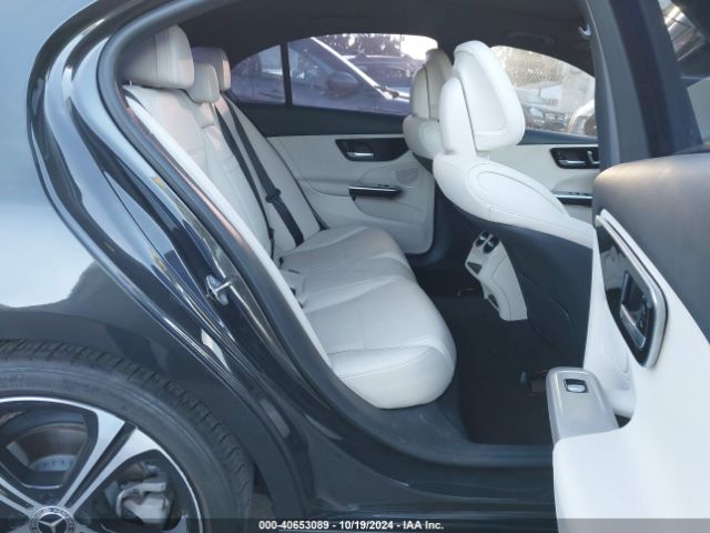 W1KAF4GBXNR055713 Mercedes-Benz C 300 Sedan