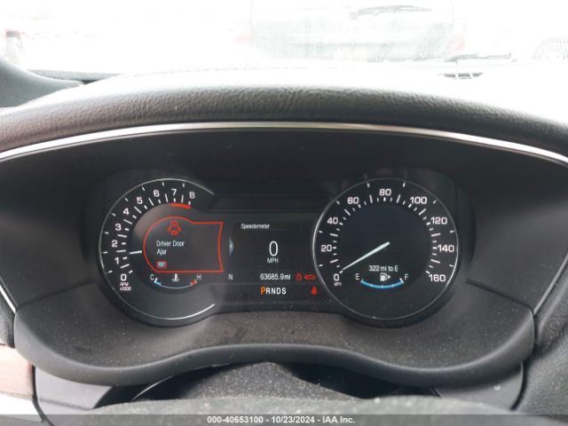 5LMCJ2D92HUL11814 Lincoln MKC SELECT