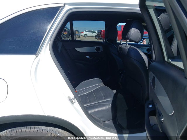 WDC0G4JB7KF600804 Mercedes-Benz GLC 300