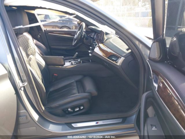 WBAJE5C30HG913981 BMW 540I