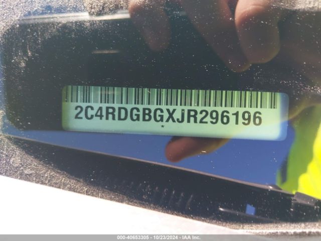 2C4RDGBGXJR296196 Dodge Grand Caravan Se