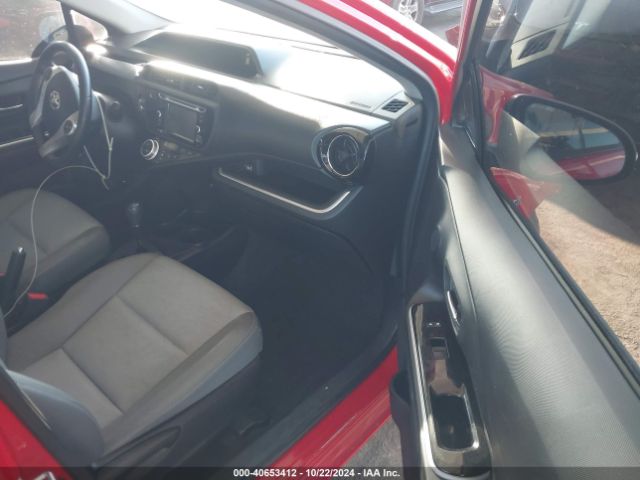 JTDKDTB39F1091519 Toyota Prius C Four