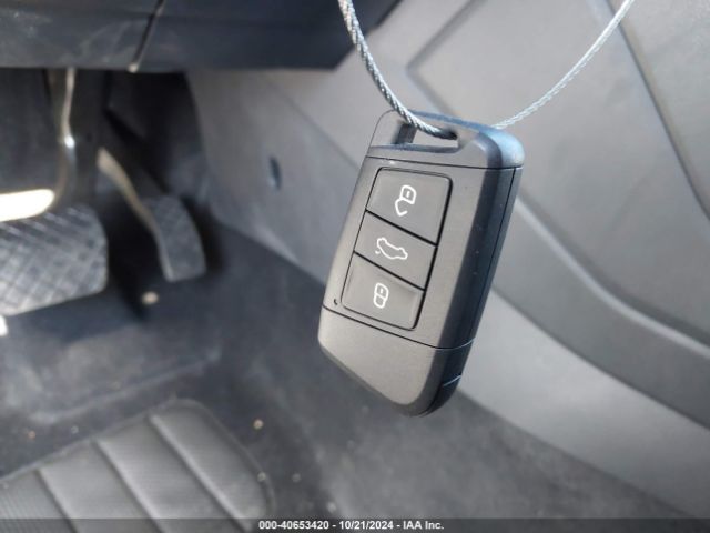3VV5X7B2XRM052837 Volkswagen Taos 1.5t S