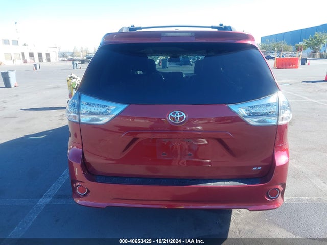 Toyota SIENNA SE 2017 5TDXZ3DC8HS816294 Image 17