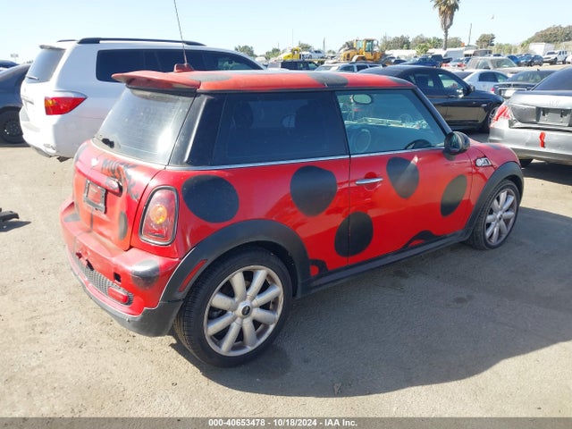 2007 MINI COOPER S WMWMF73567TT81455 Photo 3