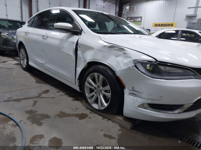 Chrysler 200 Limited 2015 1C3CCCAB0FN647813 Image 6