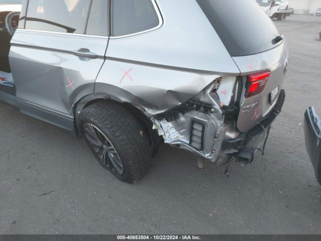 3VV2B7AX2KM165766 Volkswagen Tiguan 2.0t Se/2.0t Sel/2.0t Sel R-line/2.0t Sel R-line Black