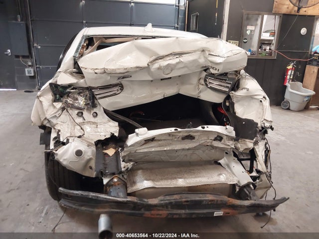 WBA3C3C54EF987085 BMW 320i Xdrive