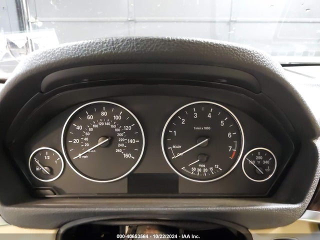 BMW 320i Xdrive 2014 WBA3C3C54EF987085 Image 7
