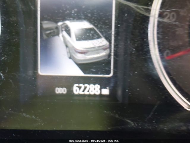 4T1BF1FK1HU750903 Toyota CAMRY SE