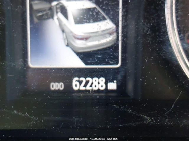 4T1BF1FK1HU750903 Toyota CAMRY SE