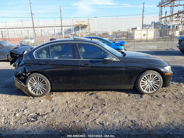 WBA3C1C50FK118951 BMW 328I