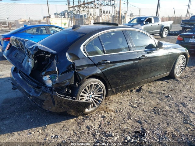 WBA3C1C50FK118951 BMW 328I