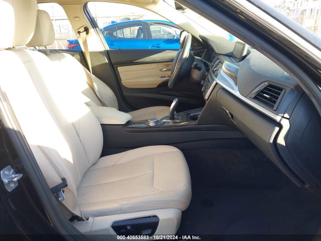 WBA3C1C50FK118951 BMW 328I