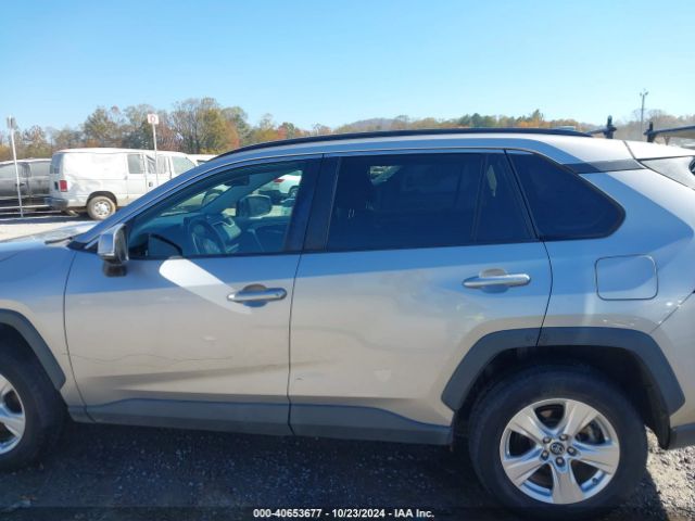 2T3P1RFV6KC012043 Toyota Rav4 Xle