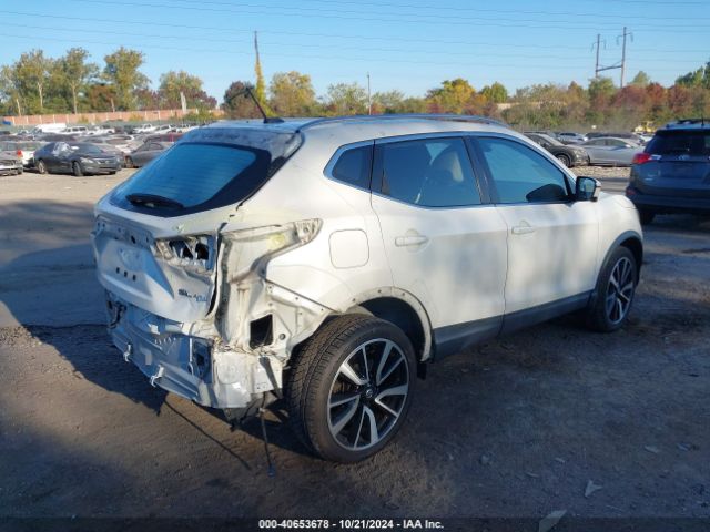 JN1BJ1CR4JW203481 Nissan Rogue Sport Sl
