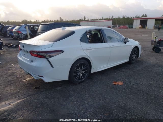 4T1G31AK8RU623945 Toyota Camry Hybrid Se