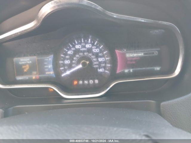 2LMHJ5AT6KBL01900 Lincoln Mkt Reserve