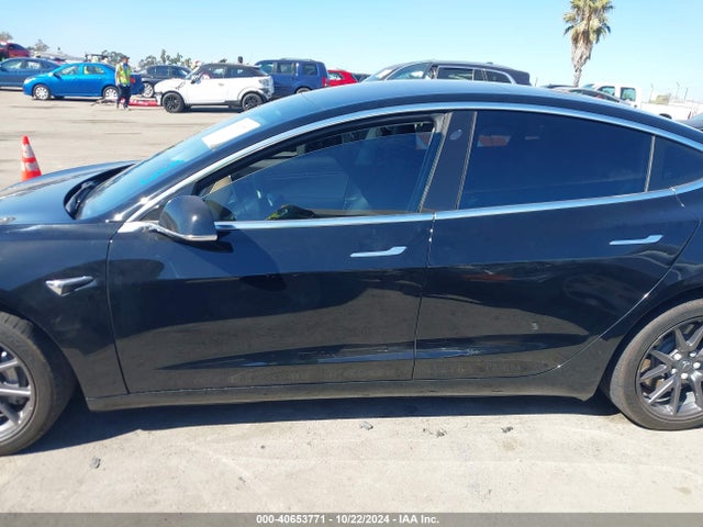 5YJ3E1EA9JF172388 Tesla MODEL 3