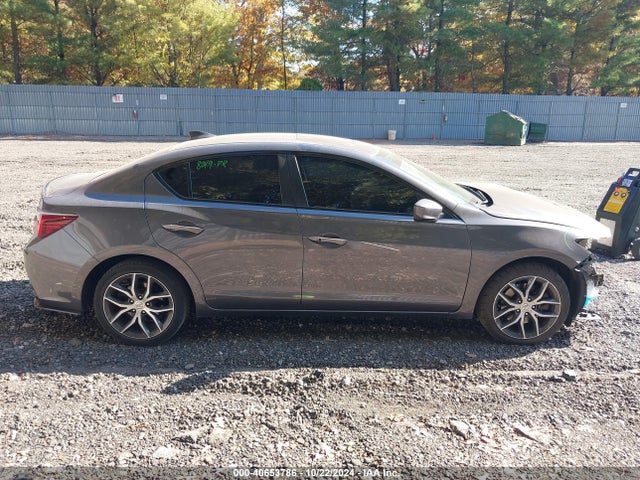 19UDE2F79KA015534 Acura Ilx Premium Package/technology Package