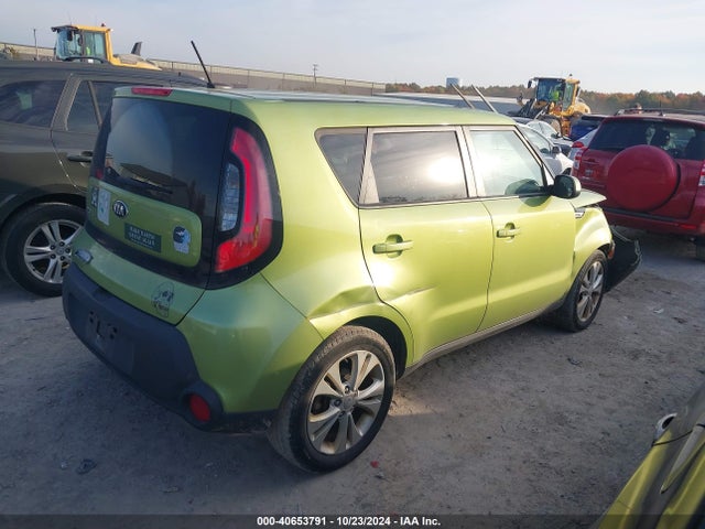 KIA SOUL + 2015 KNDJP3A57F7817719 Image 4