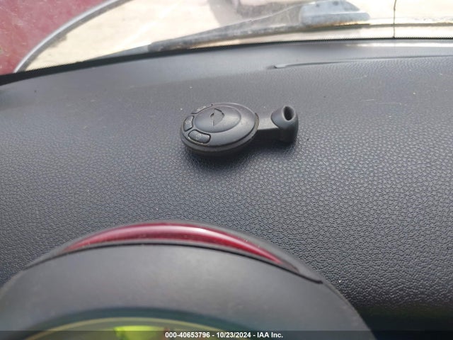 2008 MINI COOPER WMWMF33548TU66515 Photo 10